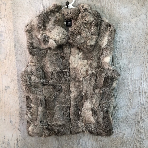 LIKE NEW! Saks Fifth Ave Genuine Rabbit Fur Vest M - Picture 3 of 10